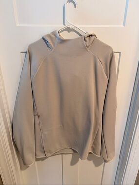 Men's Lululemon Lightweight Hooded Pullover Sweater - Cream